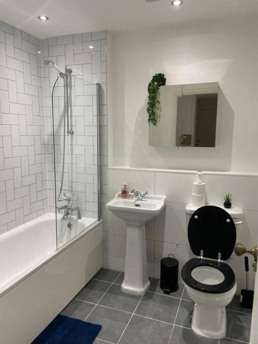 Spacious Flat For 6 City Center Gs305 셰필드 외부 사진